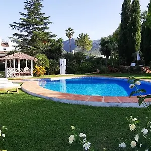 Bed & Breakfast Roca Verde, Boutique - Adults Only, Alhaurín de la Torre